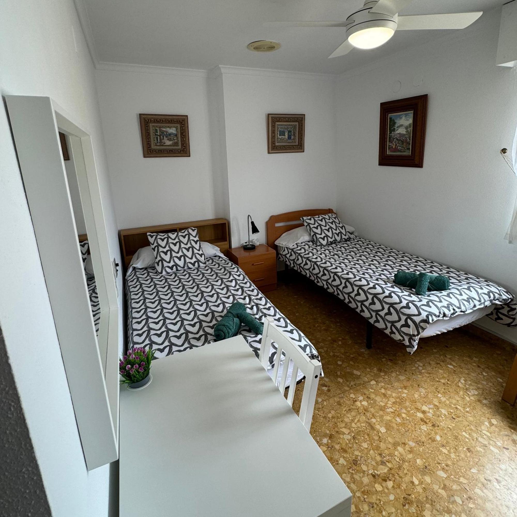 Habitaciones En Gandia A 5 Min Del Centro Historico Esterno foto