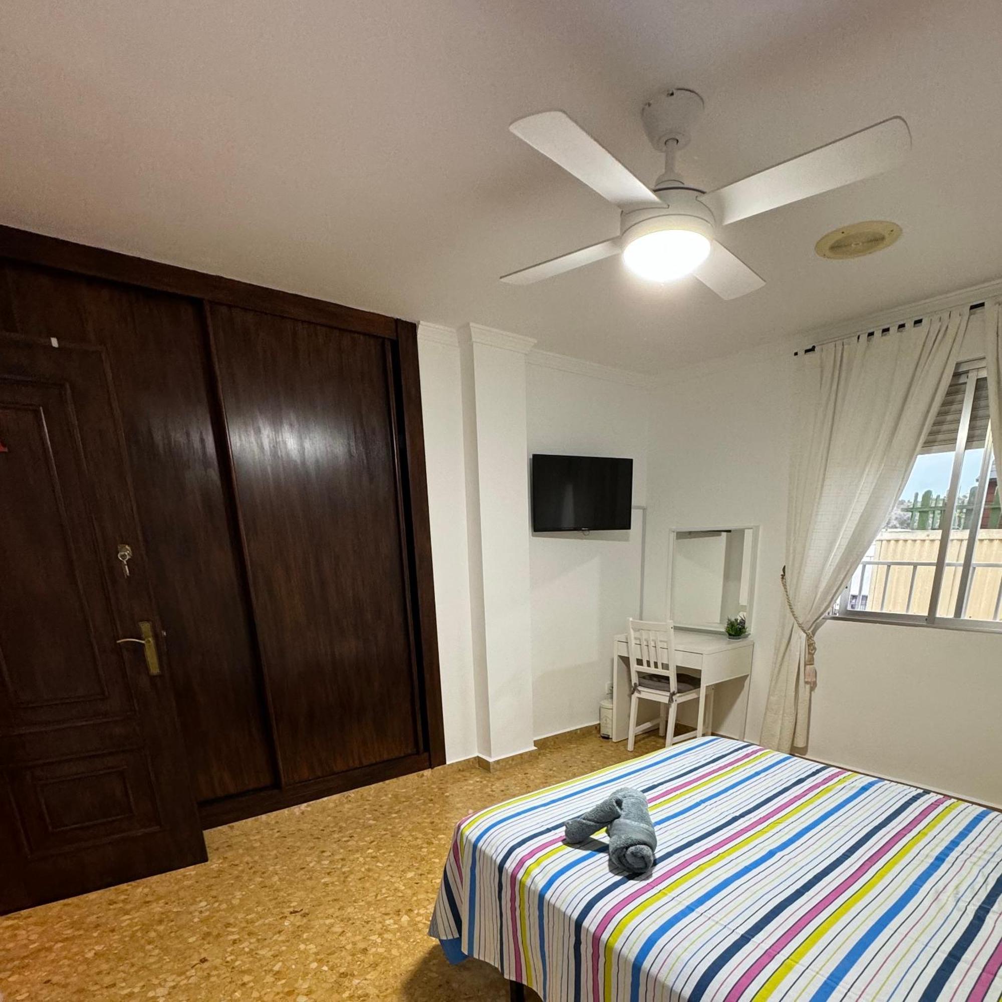 Habitaciones En Gandia A 5 Min Del Centro Historico Esterno foto