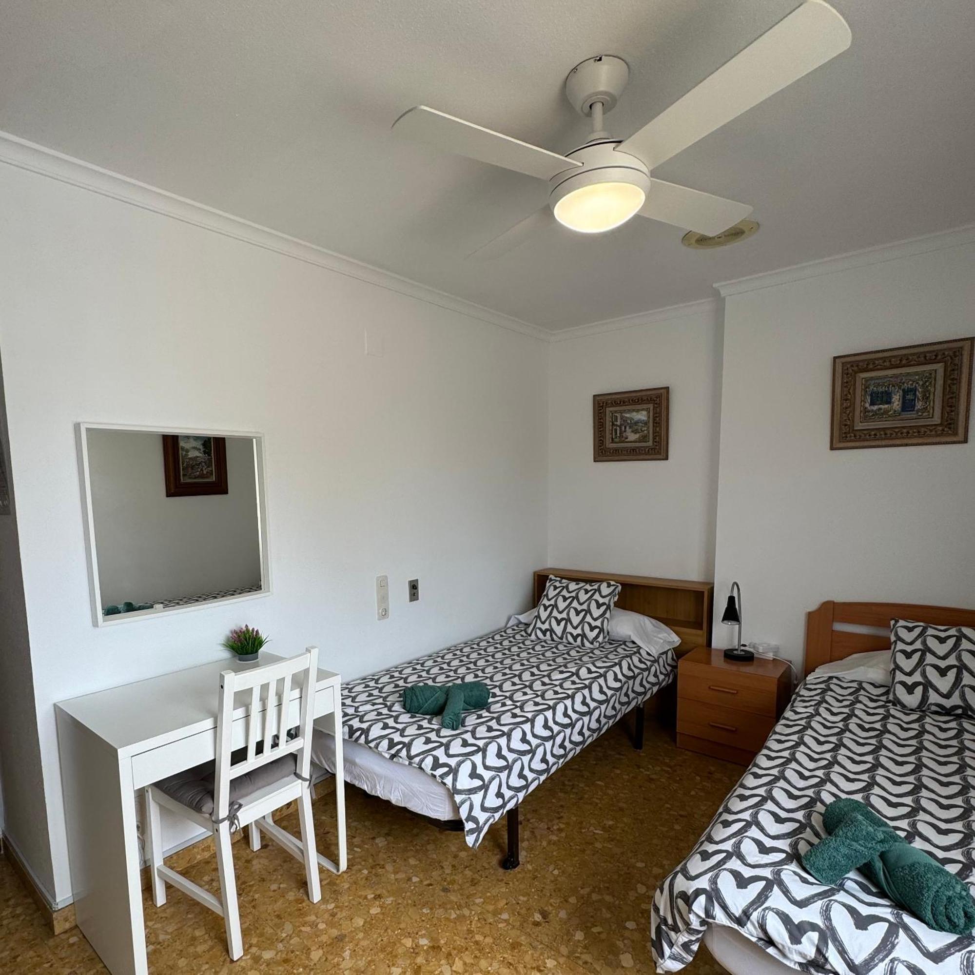 Habitaciones En Gandia A 5 Min Del Centro Historico Esterno foto
