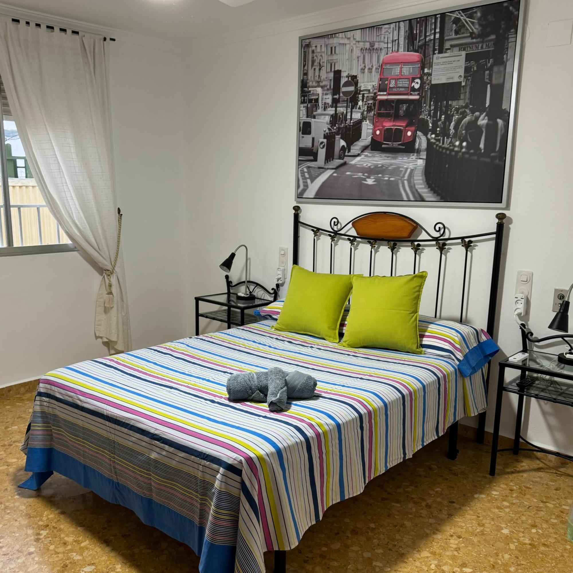 Habitaciones En Gandia A 5 Min Del Centro Historico Esterno foto